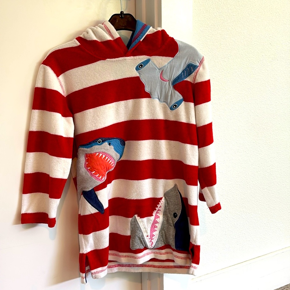 Mini Boden towel shirt size 6/7